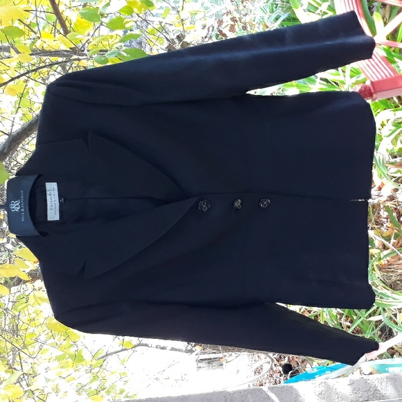 Tahari Blazer, Black, EXCELLENT condition!! - Picture 4 of 4